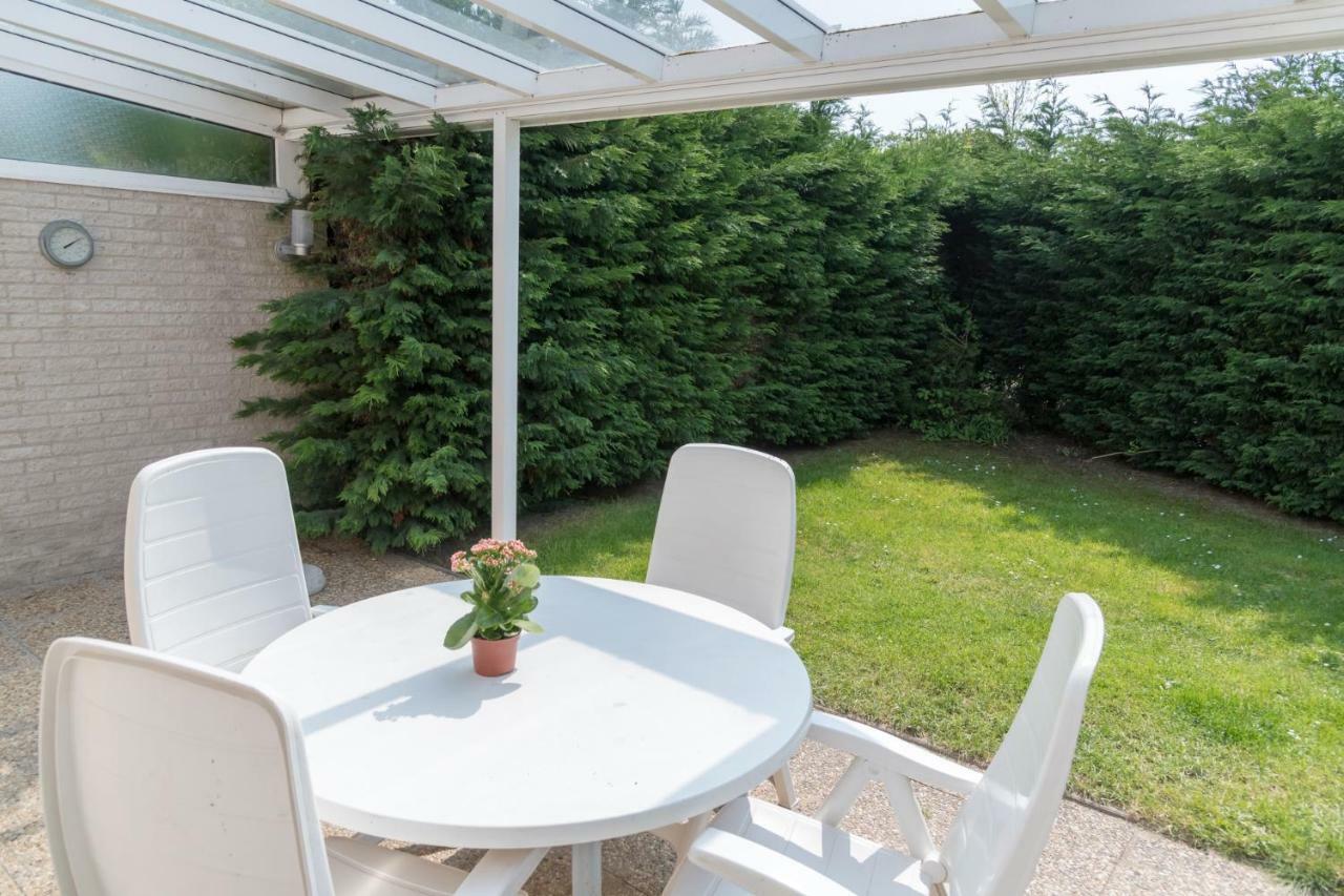 Twee-Onder-Een-Kapvakantiewoning Met Ruime Tuin - Fort Soleil 17 Villa Breskens Esterno foto